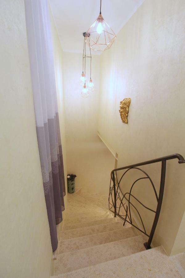 Noemi'S Rooms روفينج المظهر الخارجي الصورة